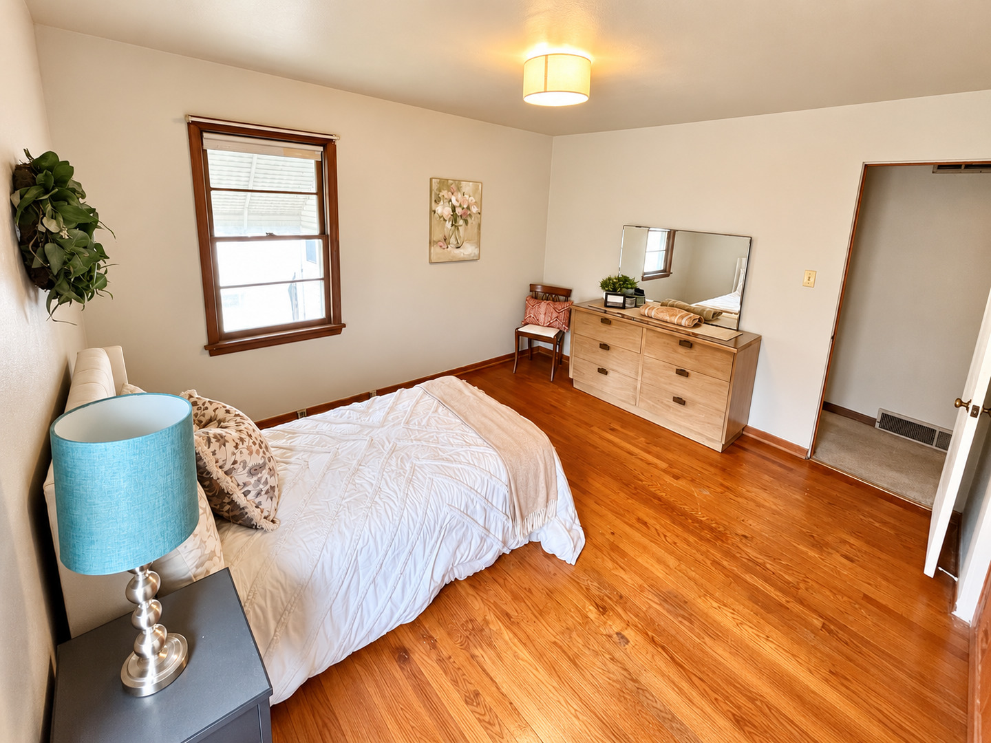 492 Price Avenue Property Photo 7