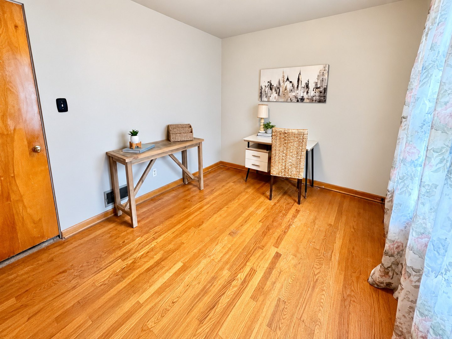 492 Price Avenue Property Photo 8