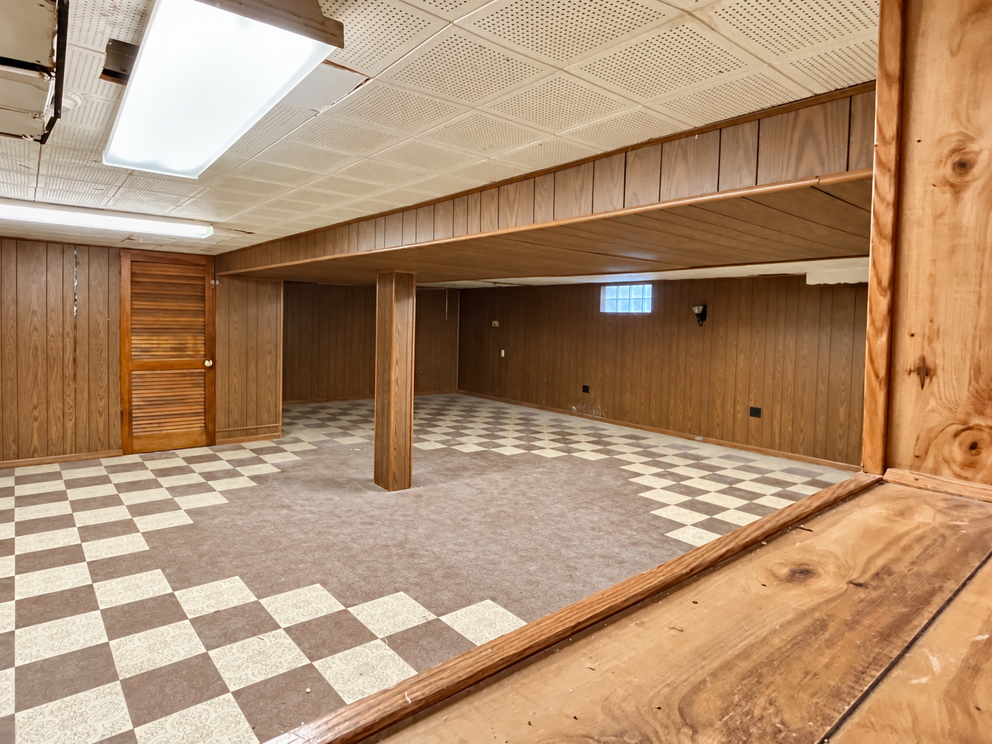 492 Price Avenue Property Photo 11