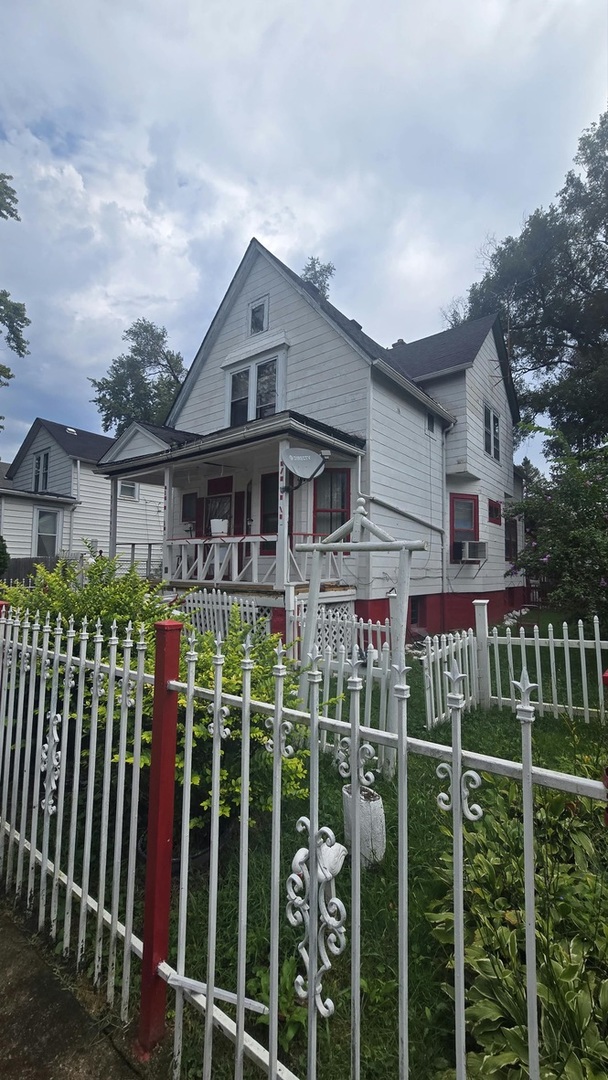 12047 S Parnell Avenue Property Photo 1