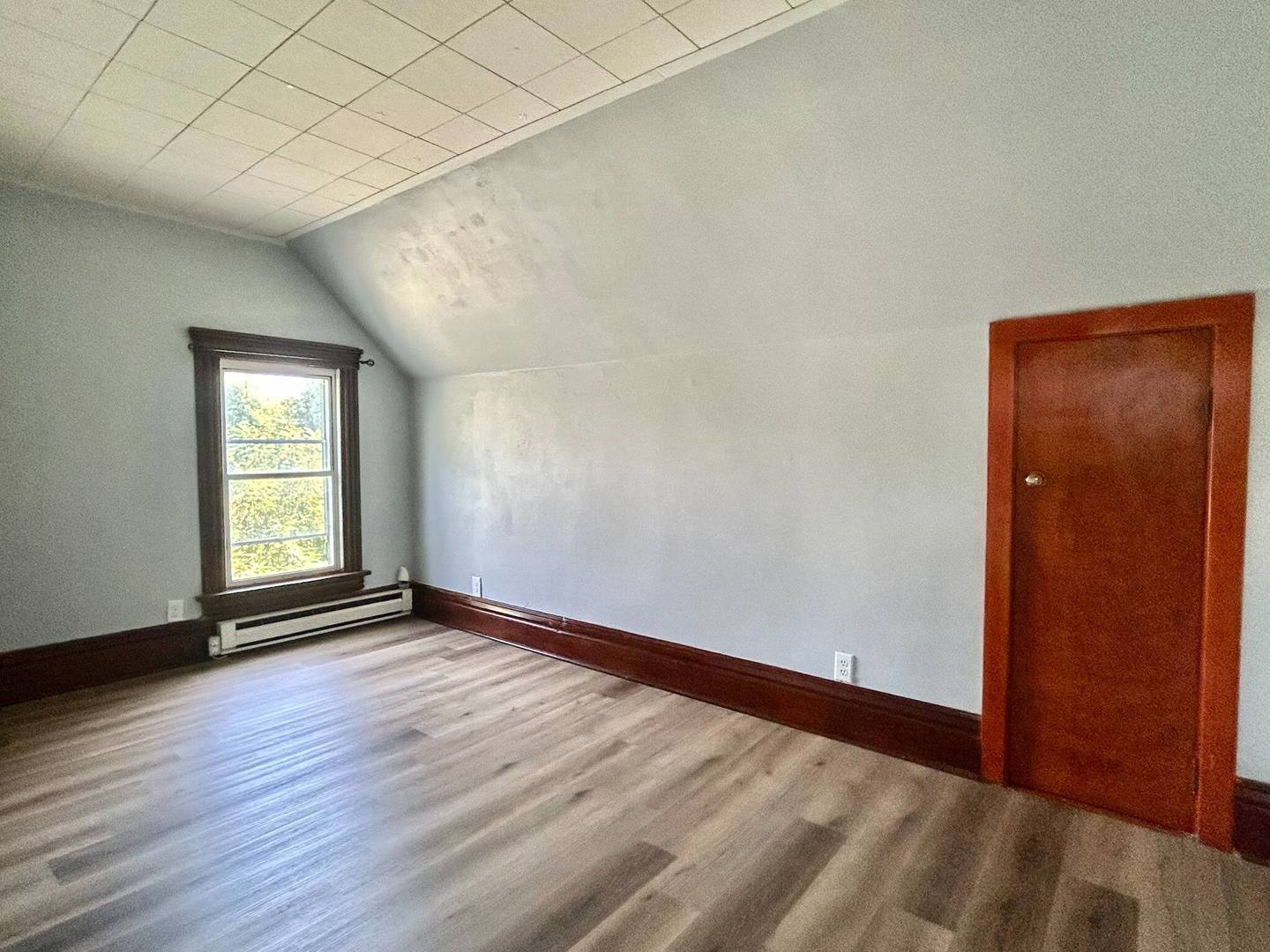 335 5th Street Property Photo 8