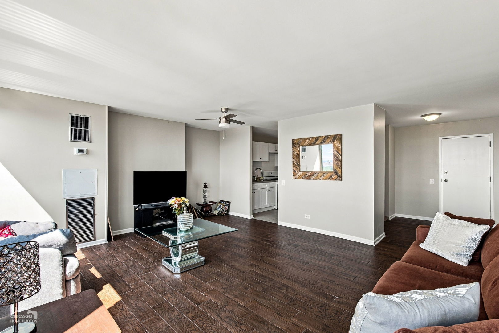 4850 S Lake Park Avenue 2109b Property Photo 6