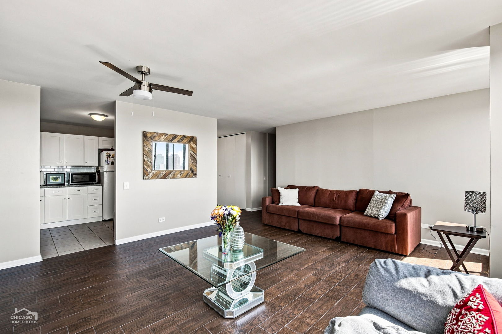 4850 S Lake Park Avenue 2109b Property Photo 8