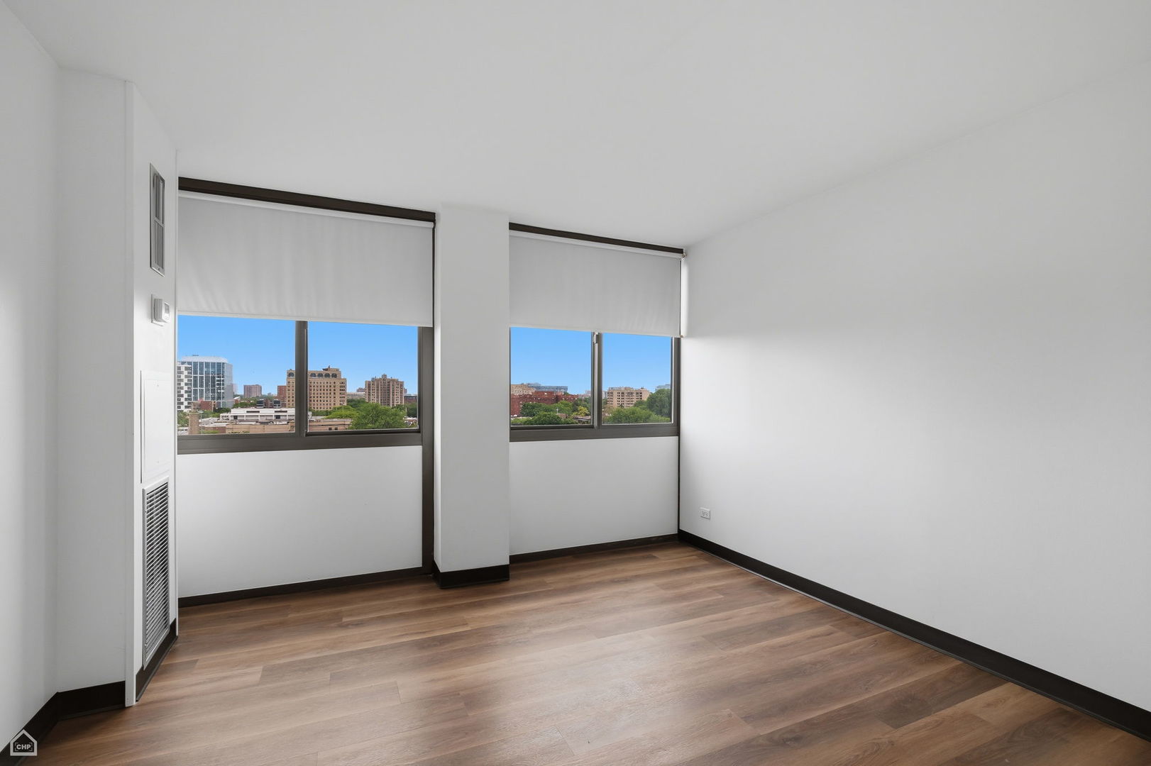 4850 S Lake Park Avenue 2109b Property Photo 12