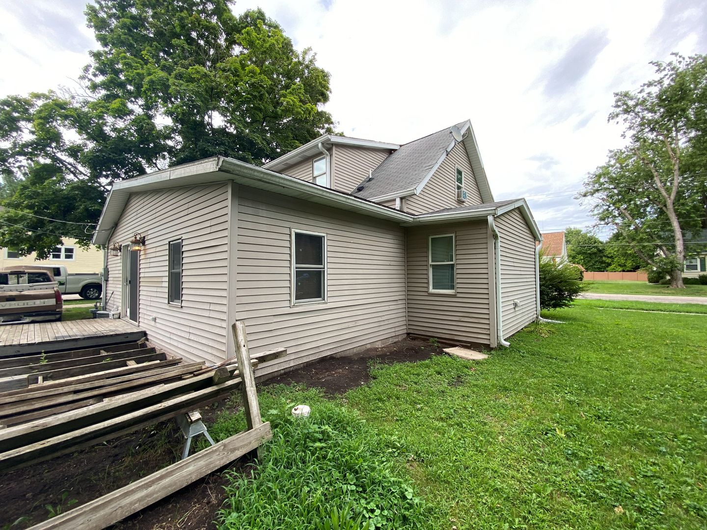 301 S Hanover Street Property Photo 2