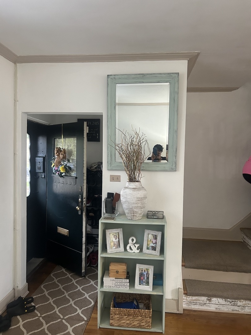 1762 W 95th Place Property Photo 14
