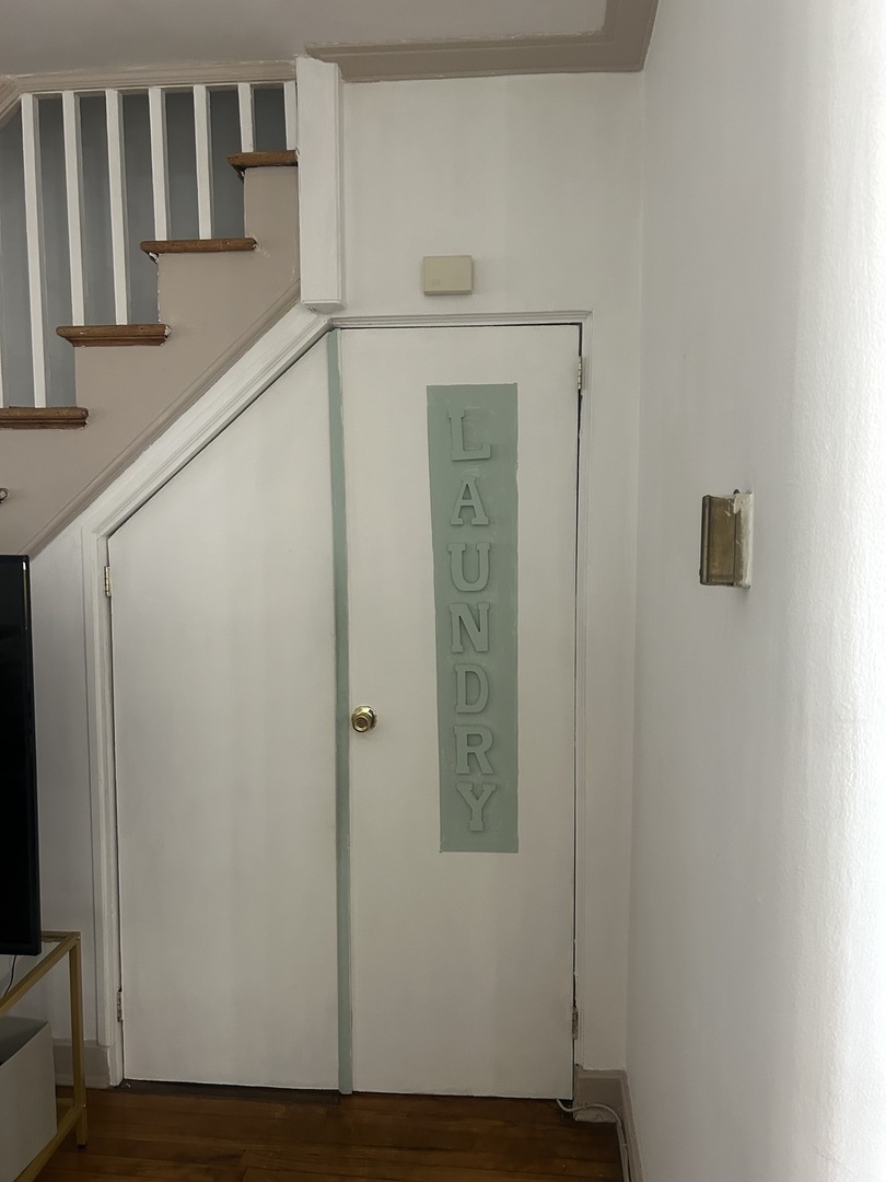 1762 W 95th Place Property Photo 19
