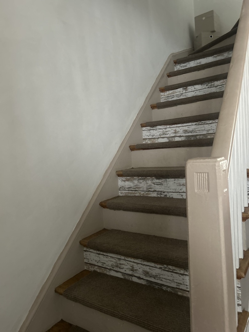 1762 W 95th Place Property Photo 32