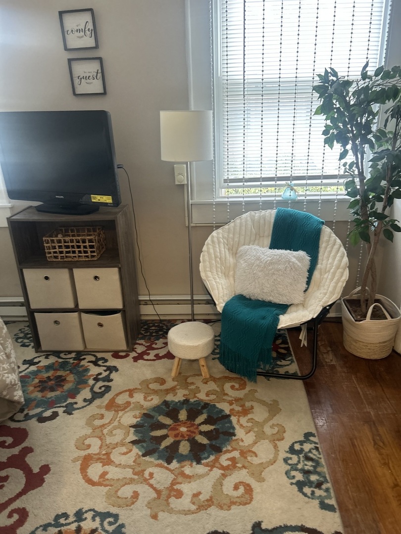 1762 W 95th Place Property Photo 32