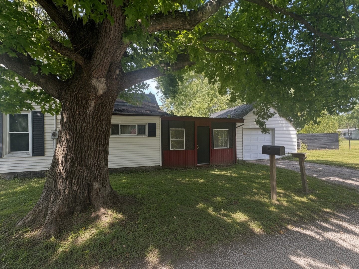 207 South Street Property Photo 1