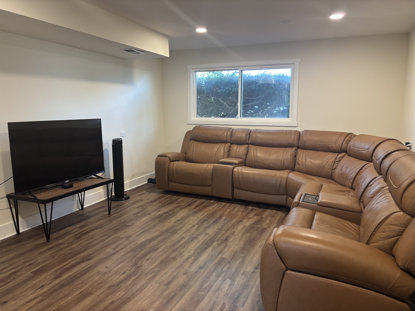 15208 Lawndale Avenue Property Photo 12