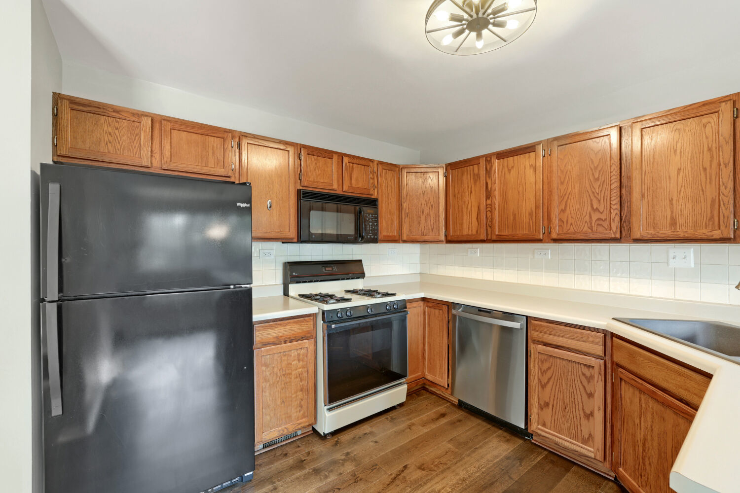 516 Silver Aspen Circle Property Photo 3
