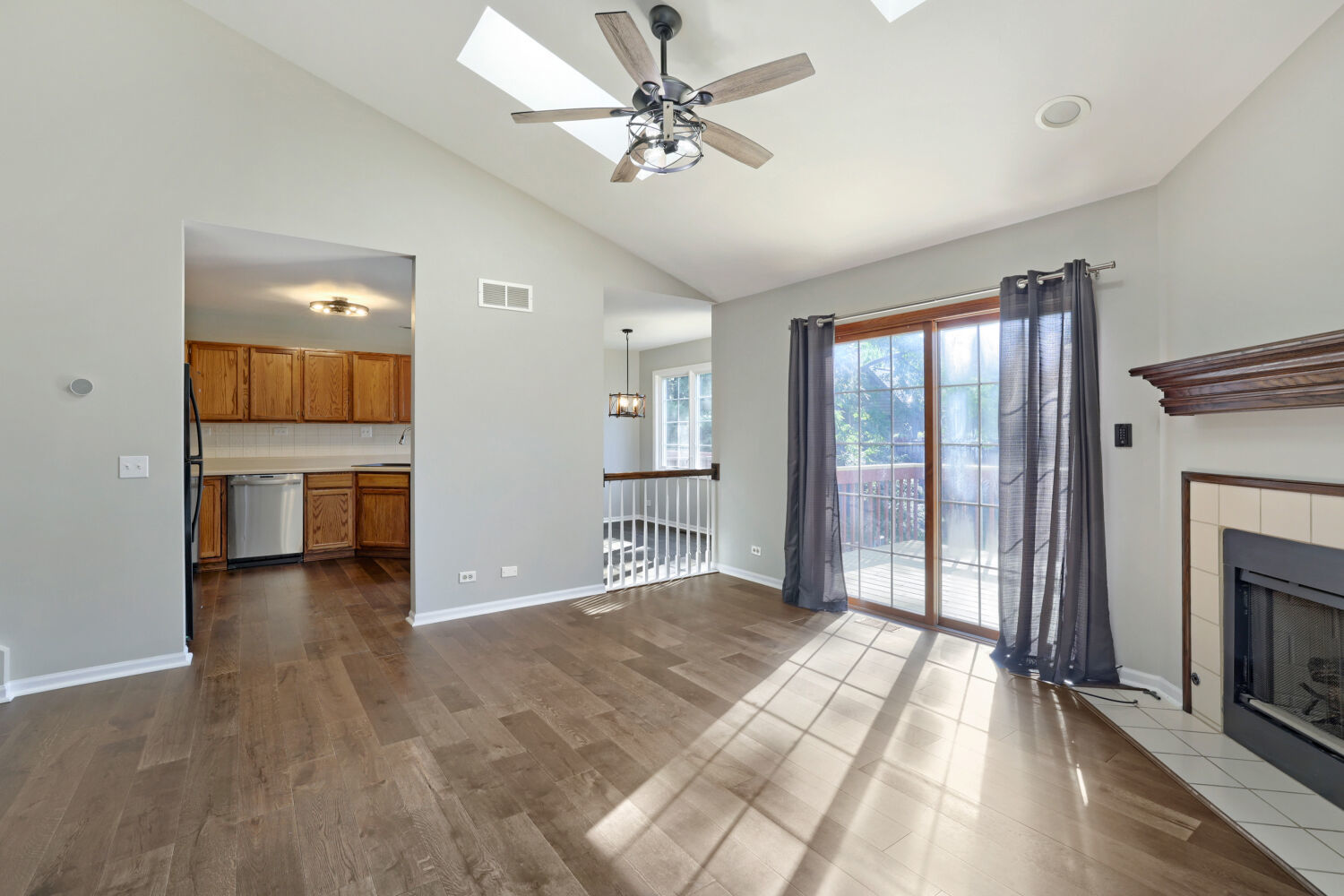 516 Silver Aspen Circle Property Photo 7