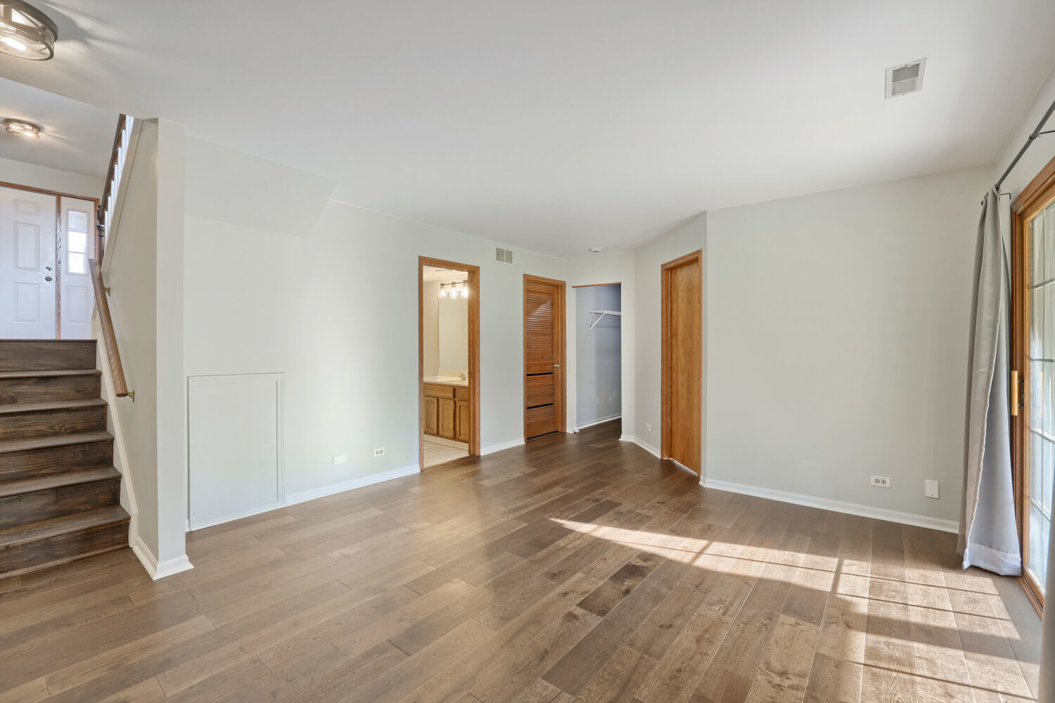 516 Silver Aspen Circle Property Photo 14