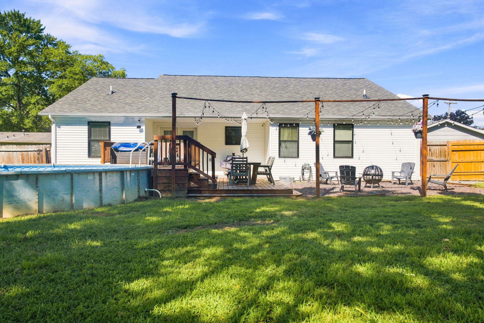 1304 Main Street Property Photo 2