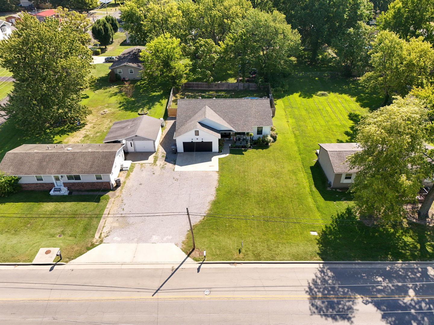 1304 Main Street Property Photo 8