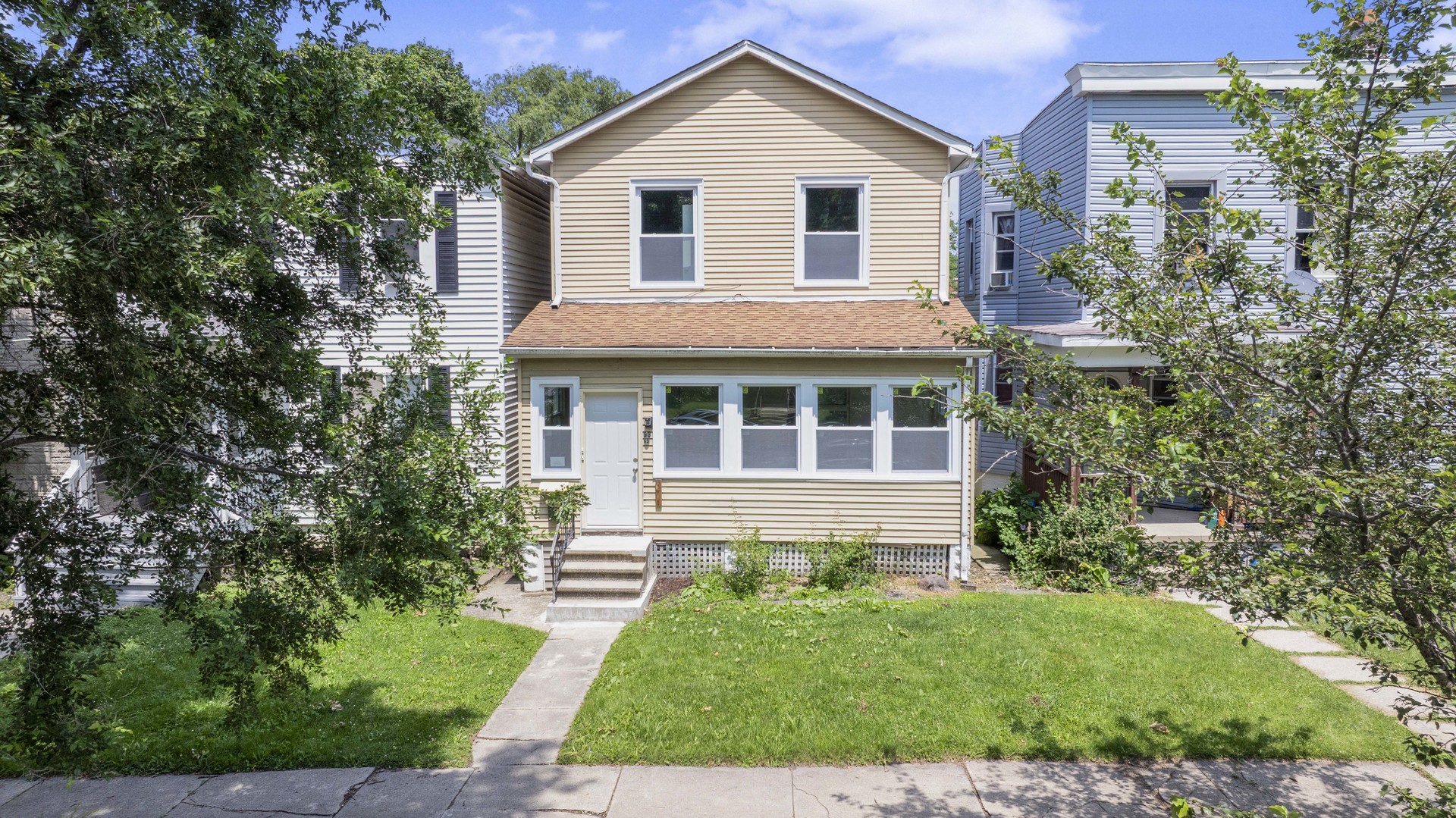 63 W 15th Street Property Photo 2