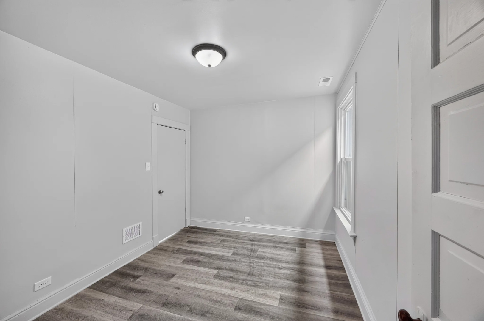 63 W 15th Street Property Photo 16