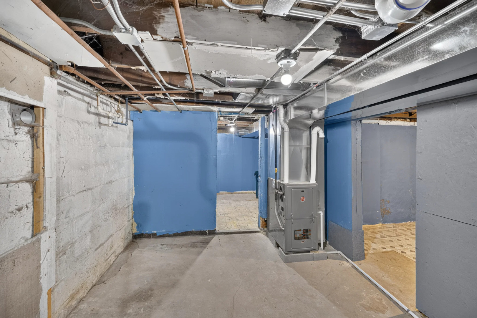 63 W 15th Street Property Photo 25