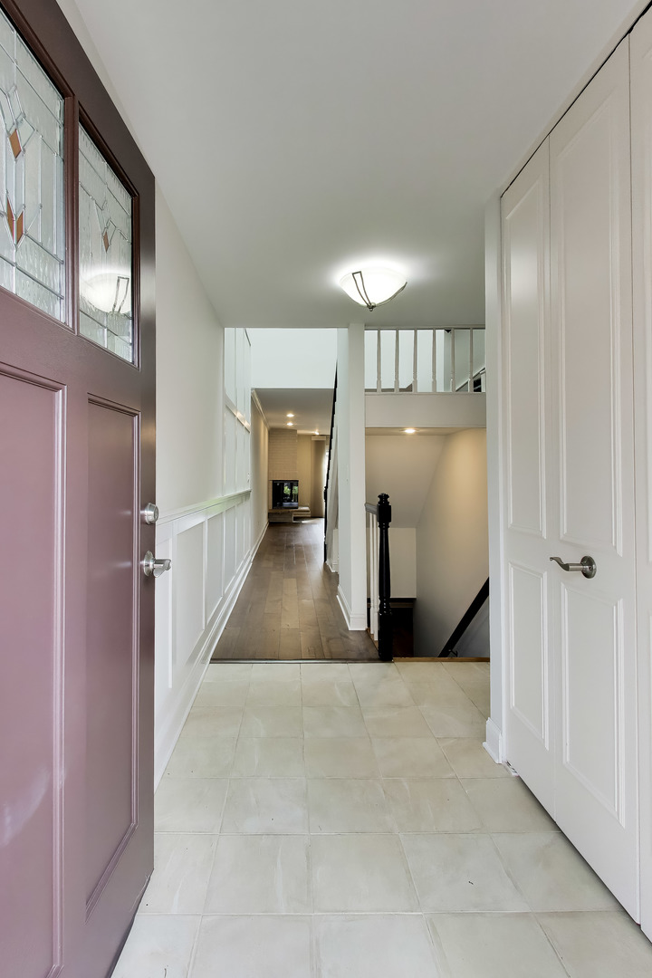 1712 Wildberry Drive B Property Photo 5