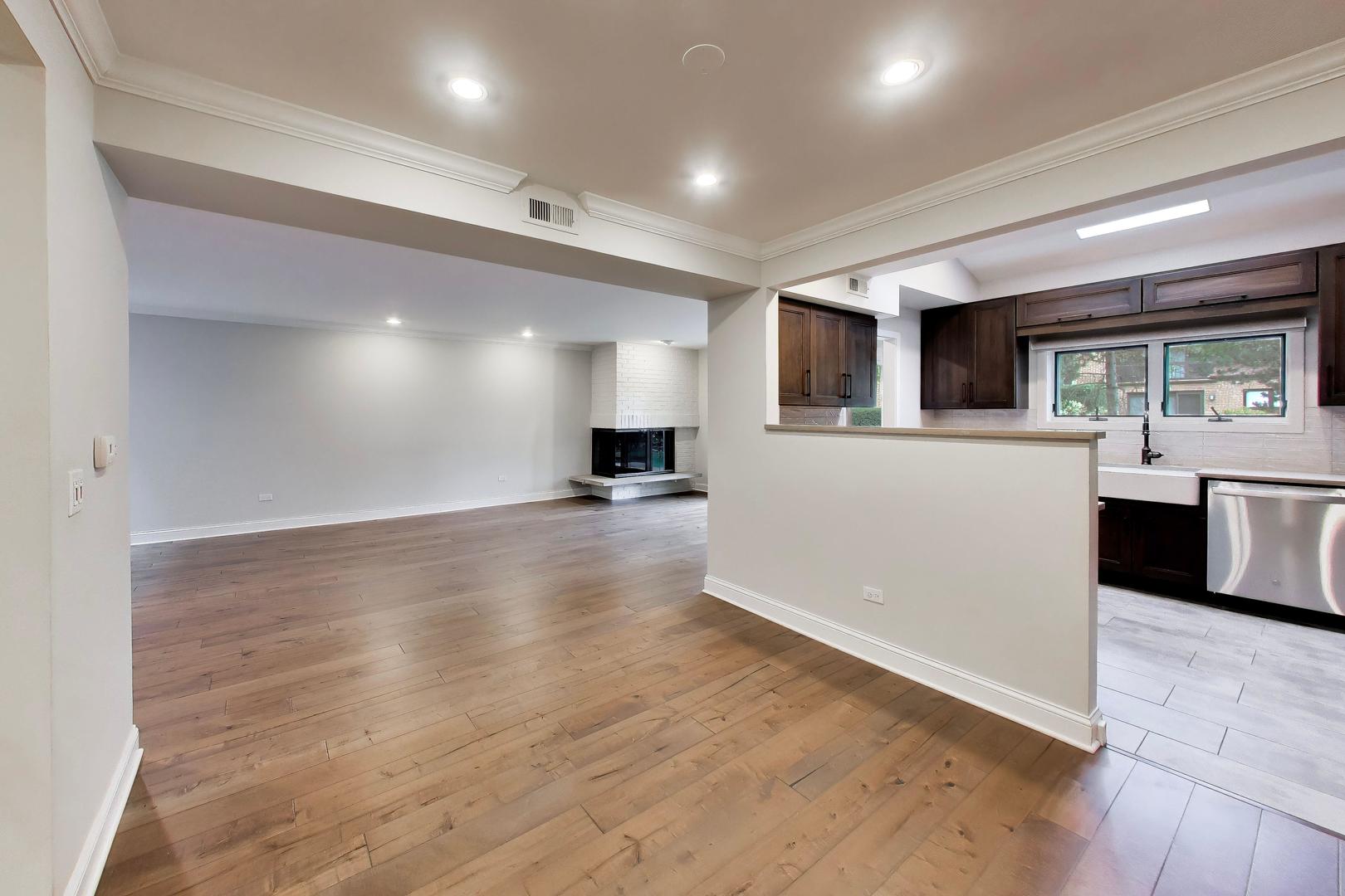 1712 Wildberry Drive B Property Photo 14