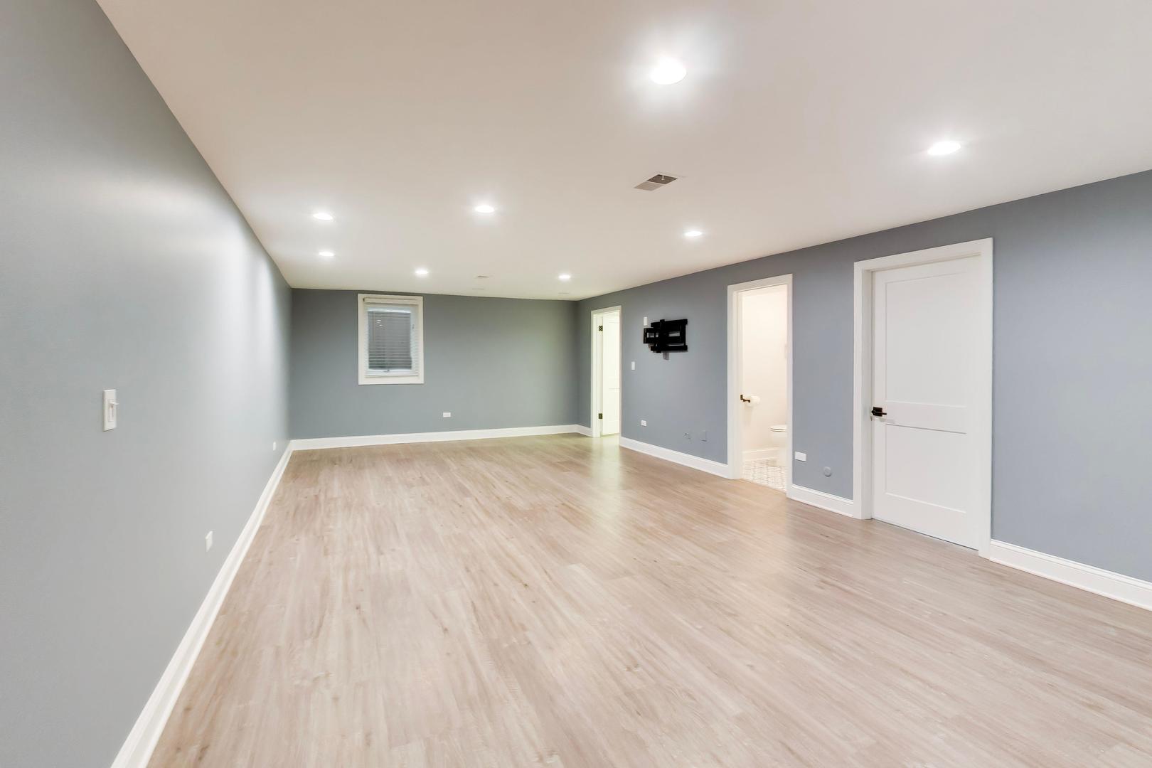 1712 Wildberry Drive B Property Photo 35