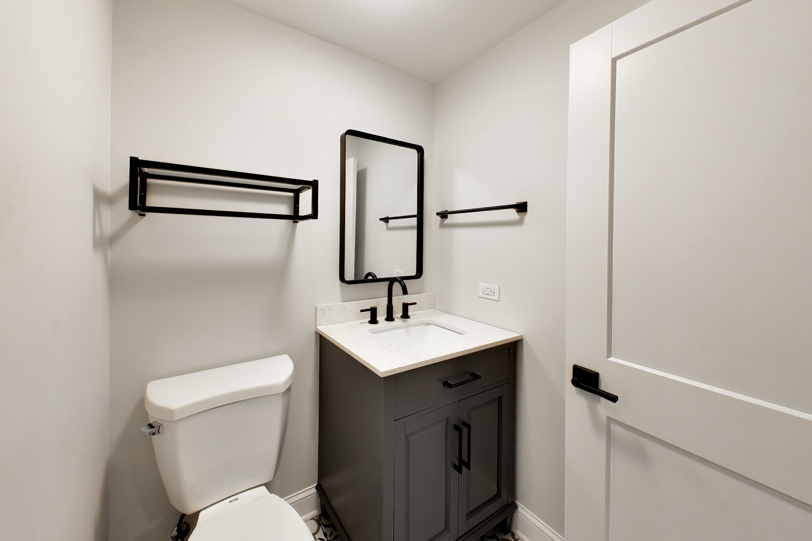 1712 Wildberry Drive B Property Photo 40