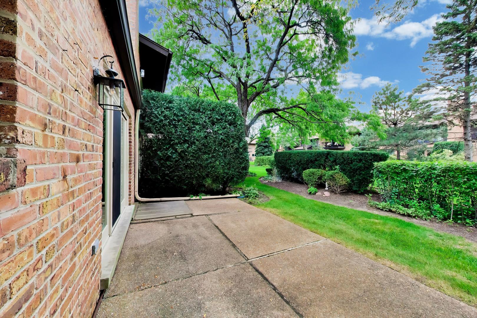 1712 Wildberry Drive B Property Photo 42