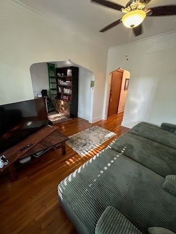 6323 N Magnolia Avenue 2 Property Photo 2