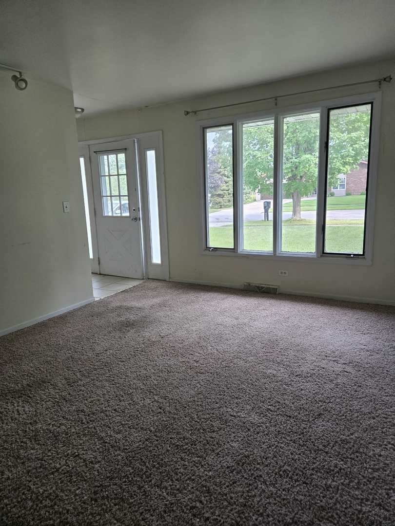 1213 Brentwood Place Property Photo 3