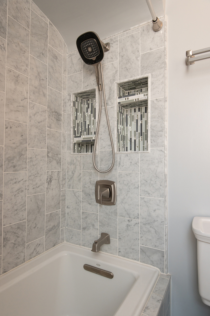 11009 S Saint Louis Avenue Property Photo 26