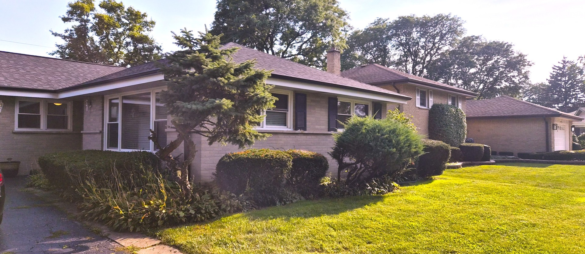807 E Golfview Drive Property Photo 5