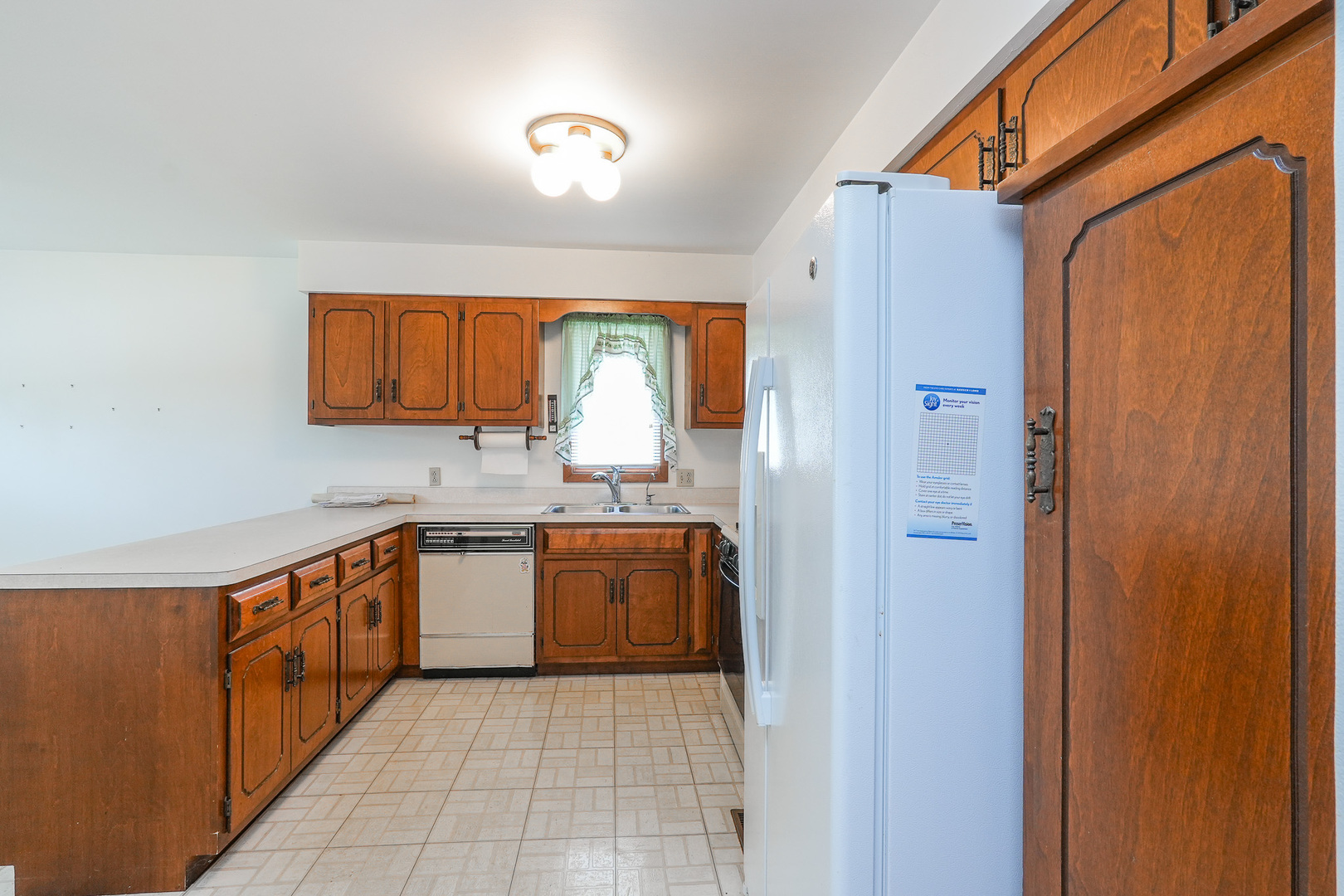 521 Hawthorne Lane Property Photo 12