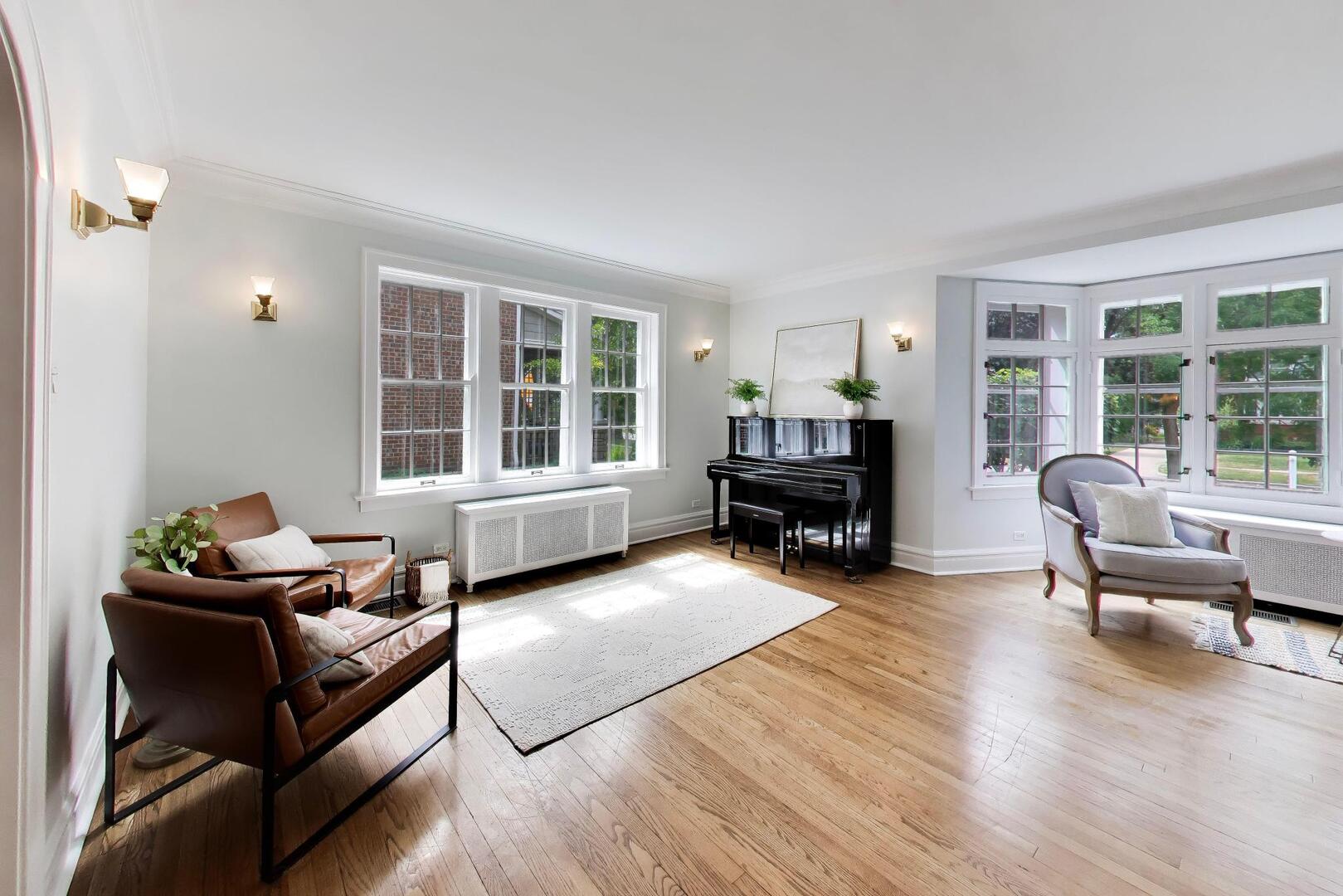 12747905 Property Photo 6