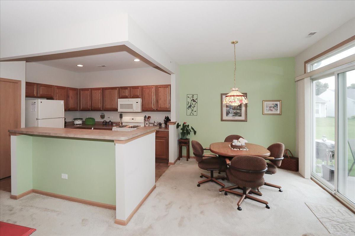 13586 Yellow Pine Drive Property Photo 8