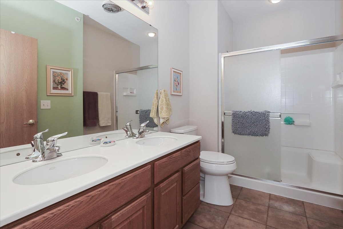 13586 Yellow Pine Drive Property Photo 17