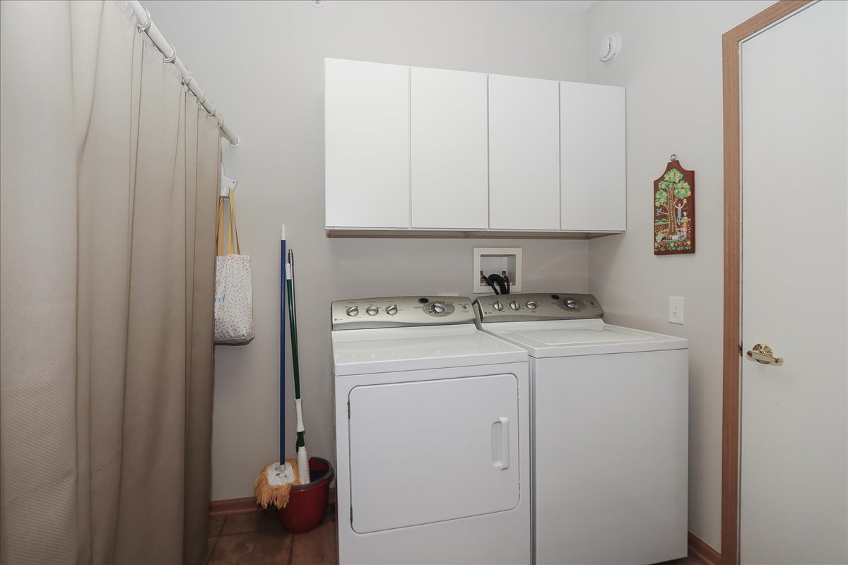13586 Yellow Pine Drive Property Photo 21