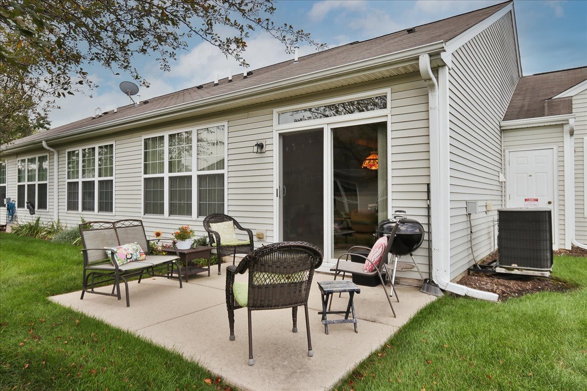 13586 Yellow Pine Drive Property Photo 22