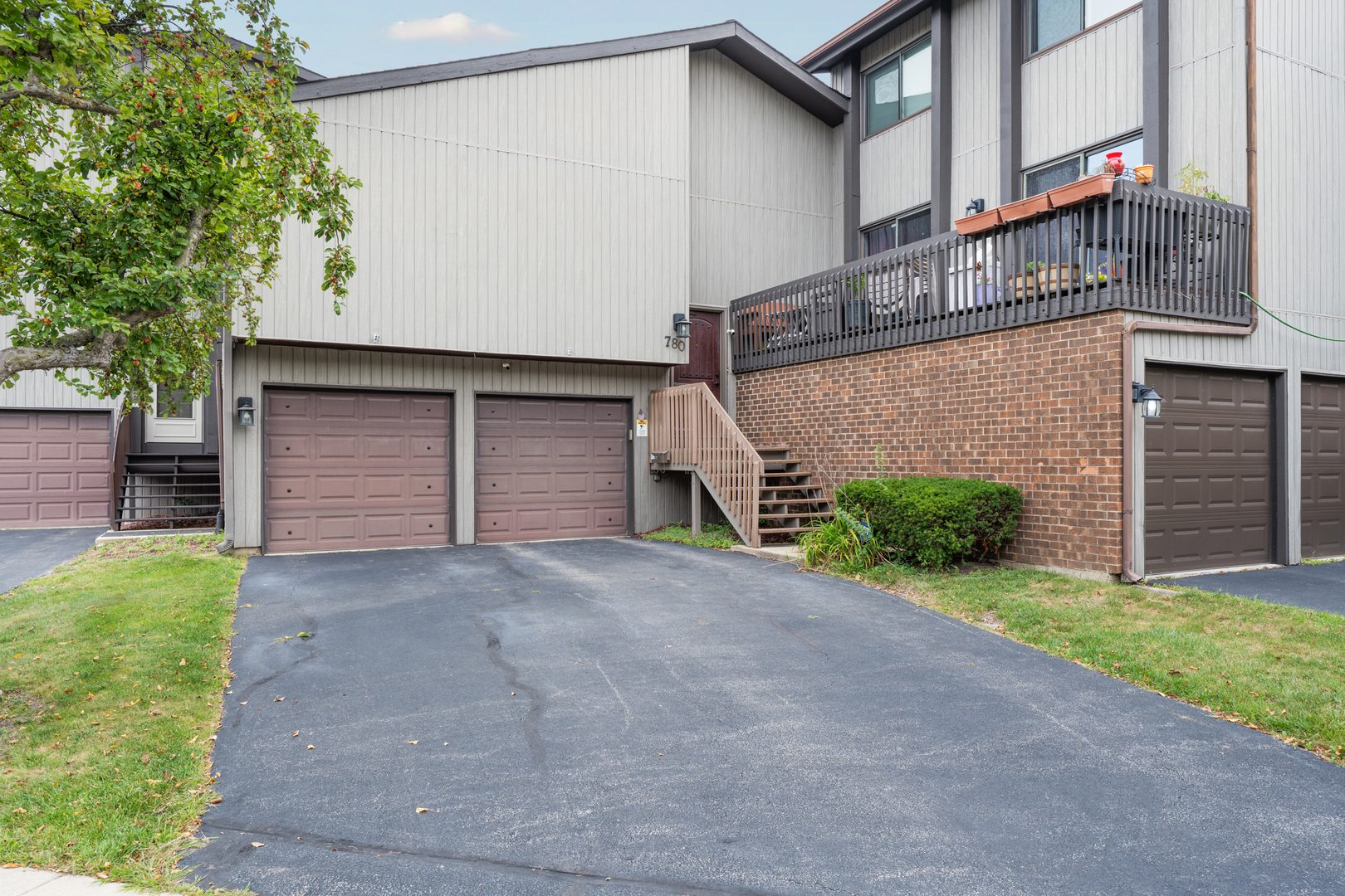 780 Golfview Drive Property Photo 1
