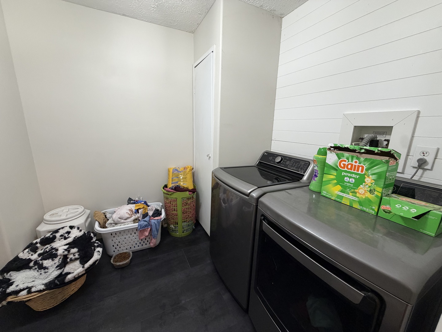 706 Airport Road Property Photo 15