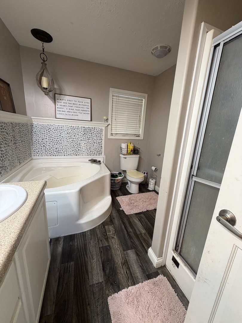 706 Airport Road Property Photo 20