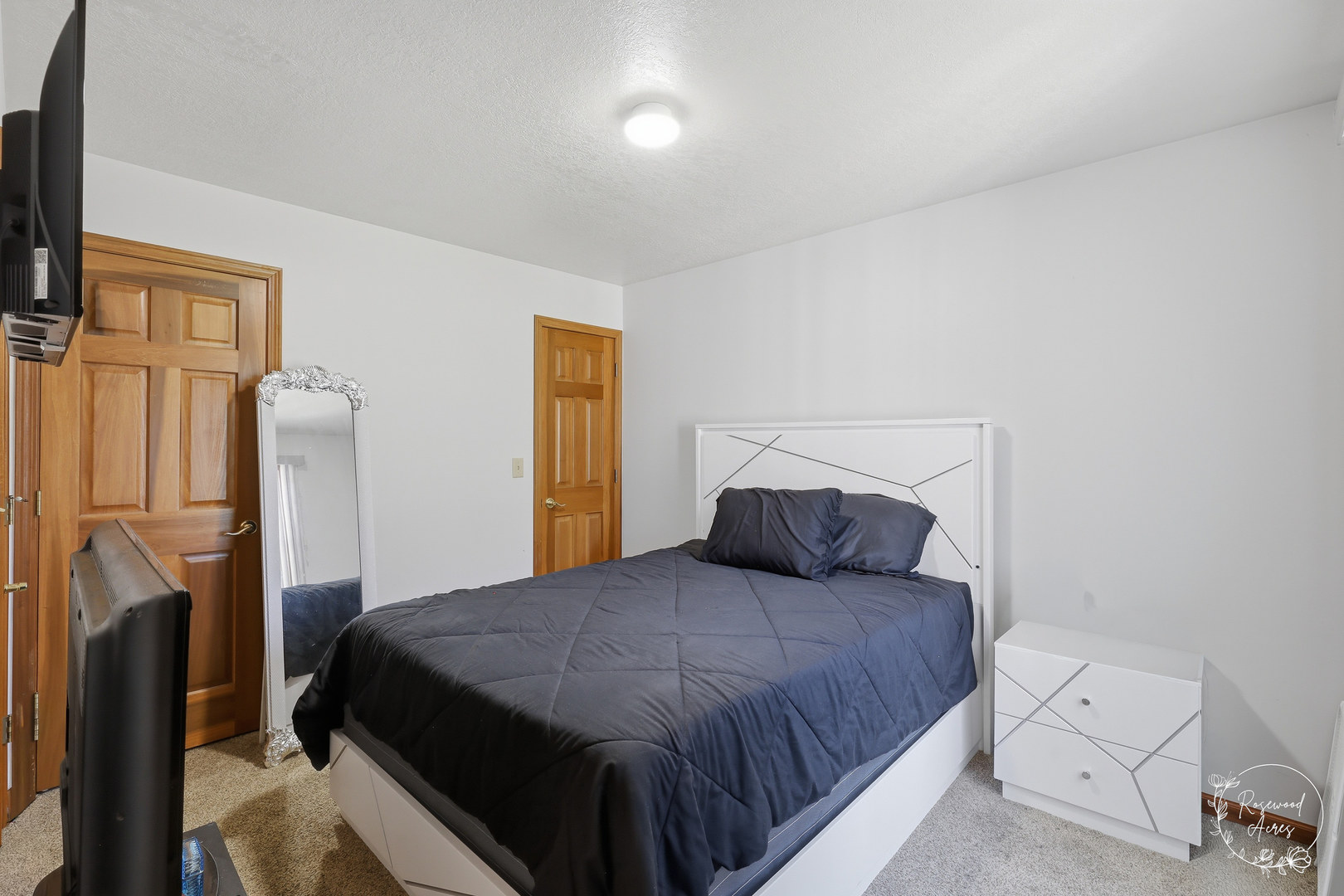 500 Olde Oak Drive Property Photo 9