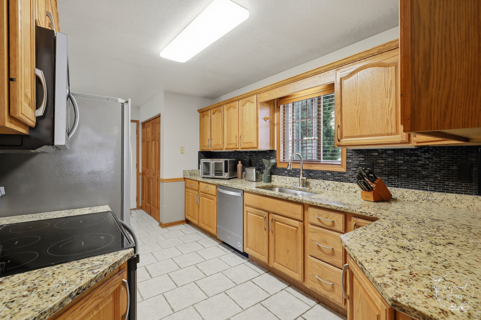 500 Olde Oak Drive Property Photo 10