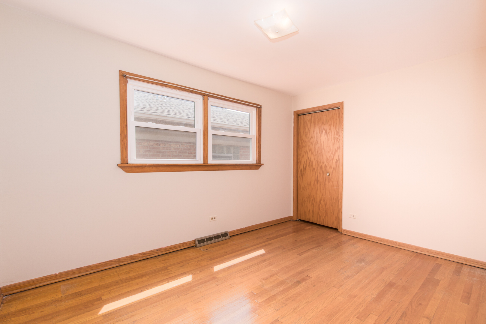7234 W Fitch Avenue Property Photo 10