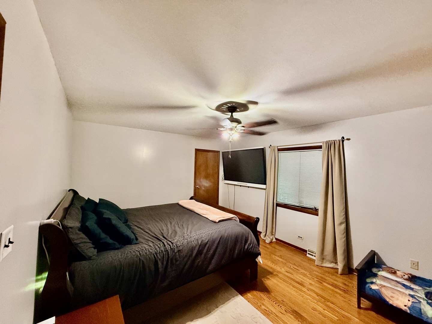 11028 Major Avenue Property Photo 14