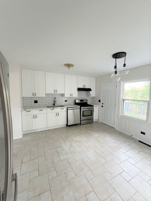 425 Canyon Trail Property Photo 6