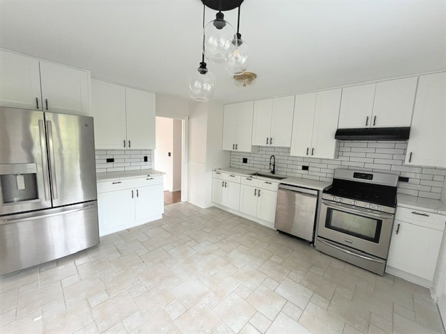 425 Canyon Trail Property Photo 7