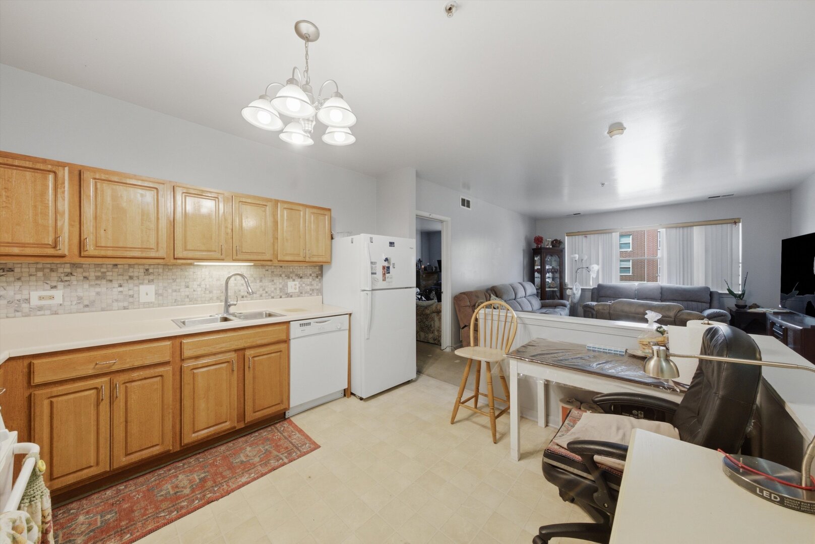 6710 S Keating Avenue 203 Property Photo 7