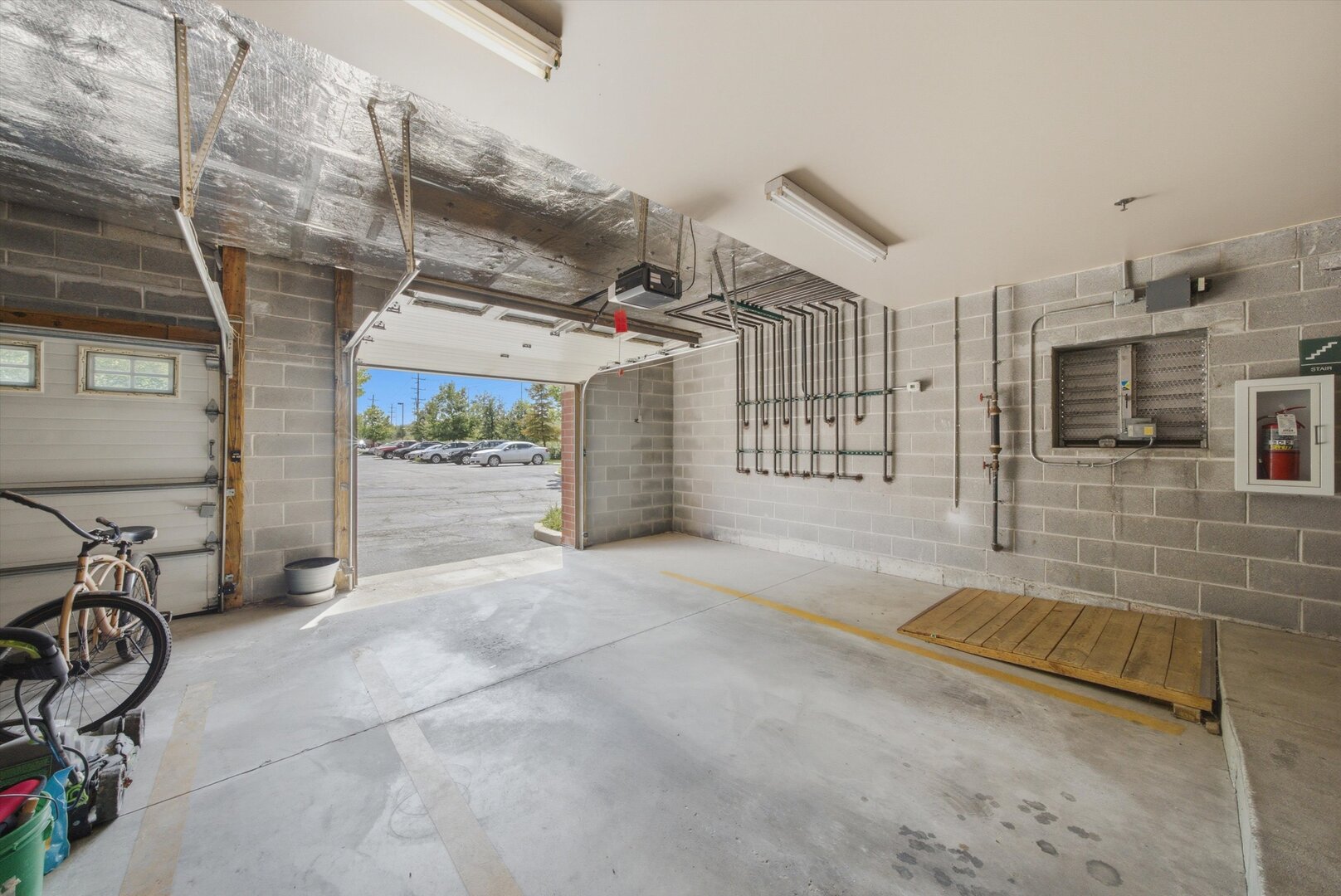 6710 S Keating Avenue 203 Property Photo 15