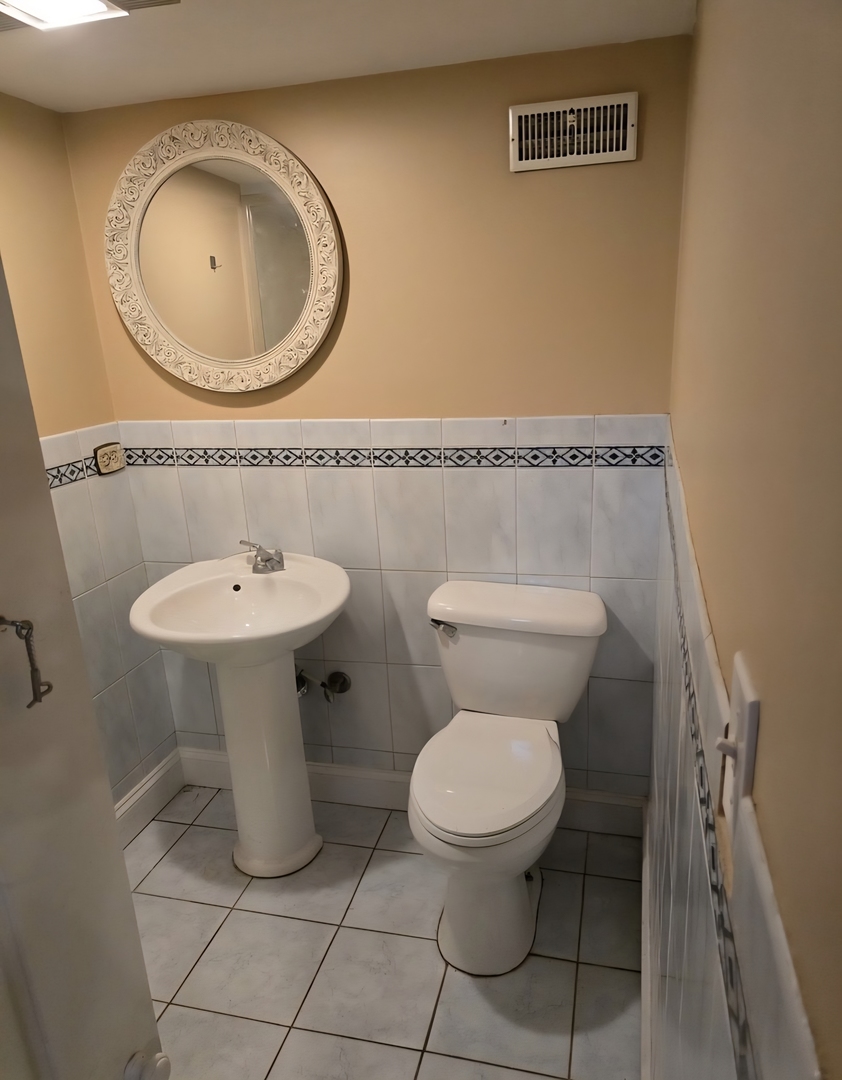 3760 N Osceola Avenue Property Photo 11